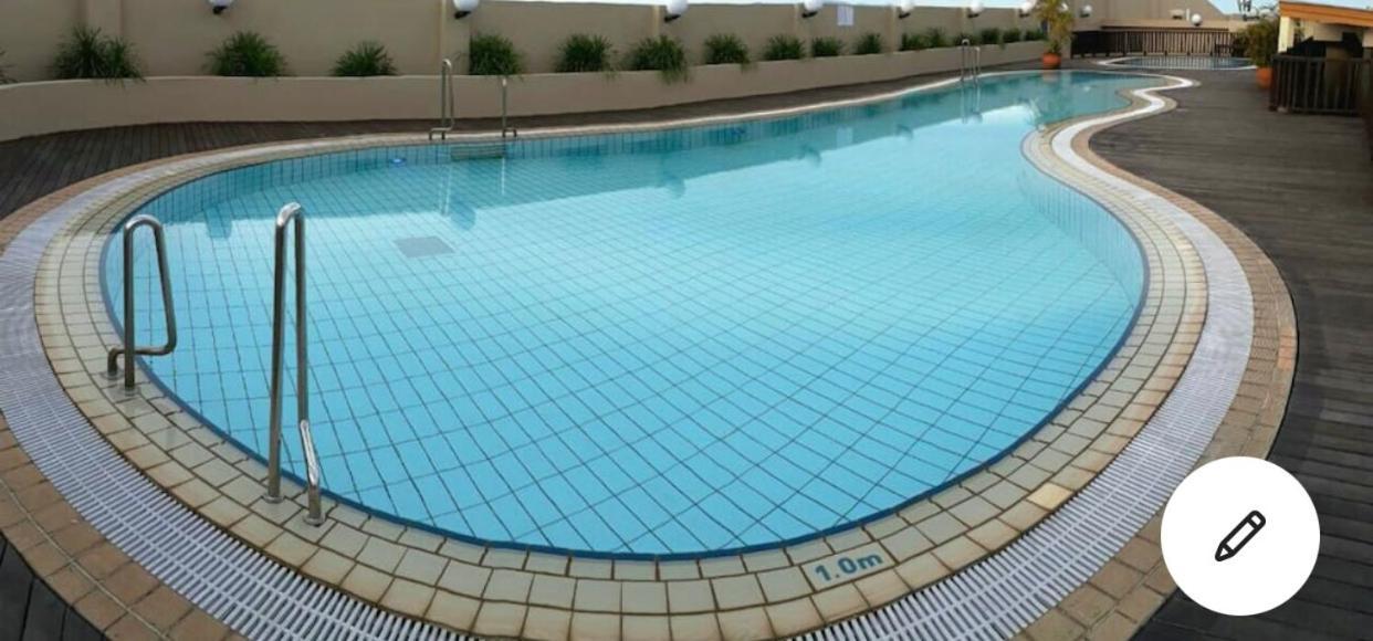 Riverbank Suites Waterfront Kuching Exterior foto